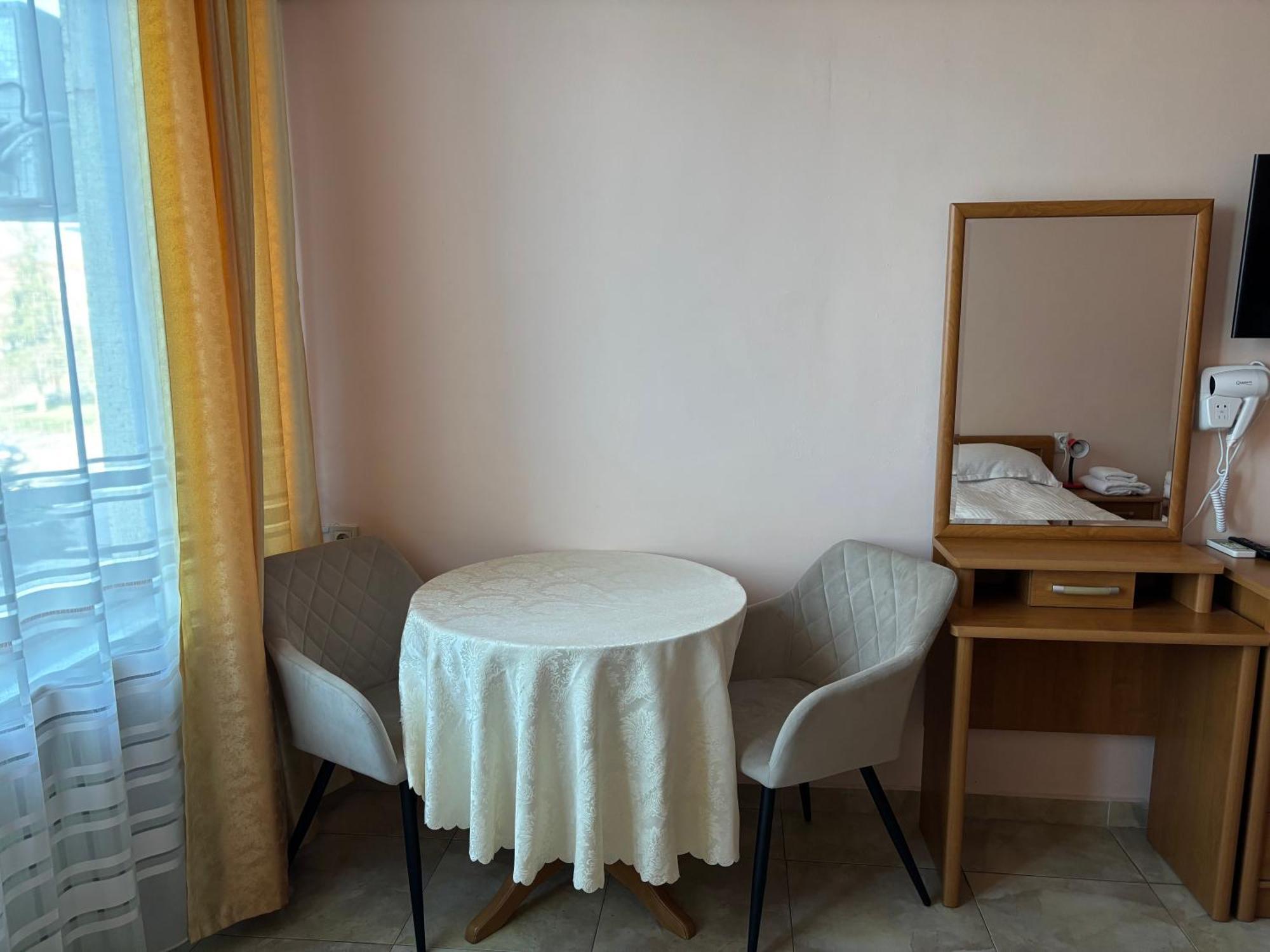Apart Hotel Central Razgrad المظهر الخارجي الصورة