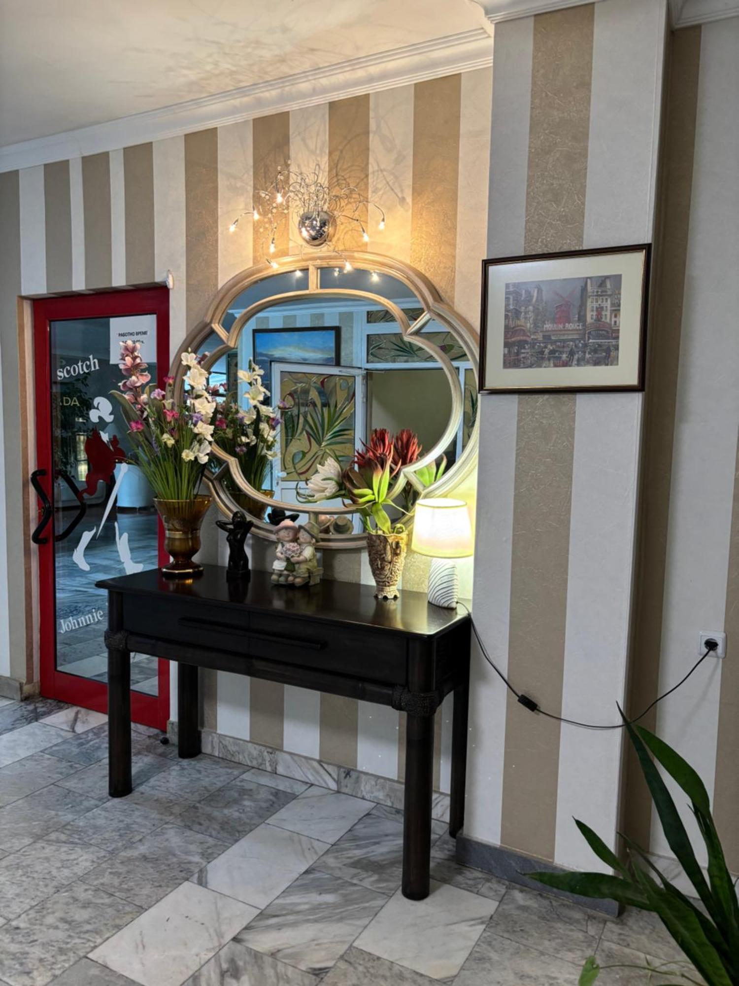 Apart Hotel Central Razgrad المظهر الخارجي الصورة