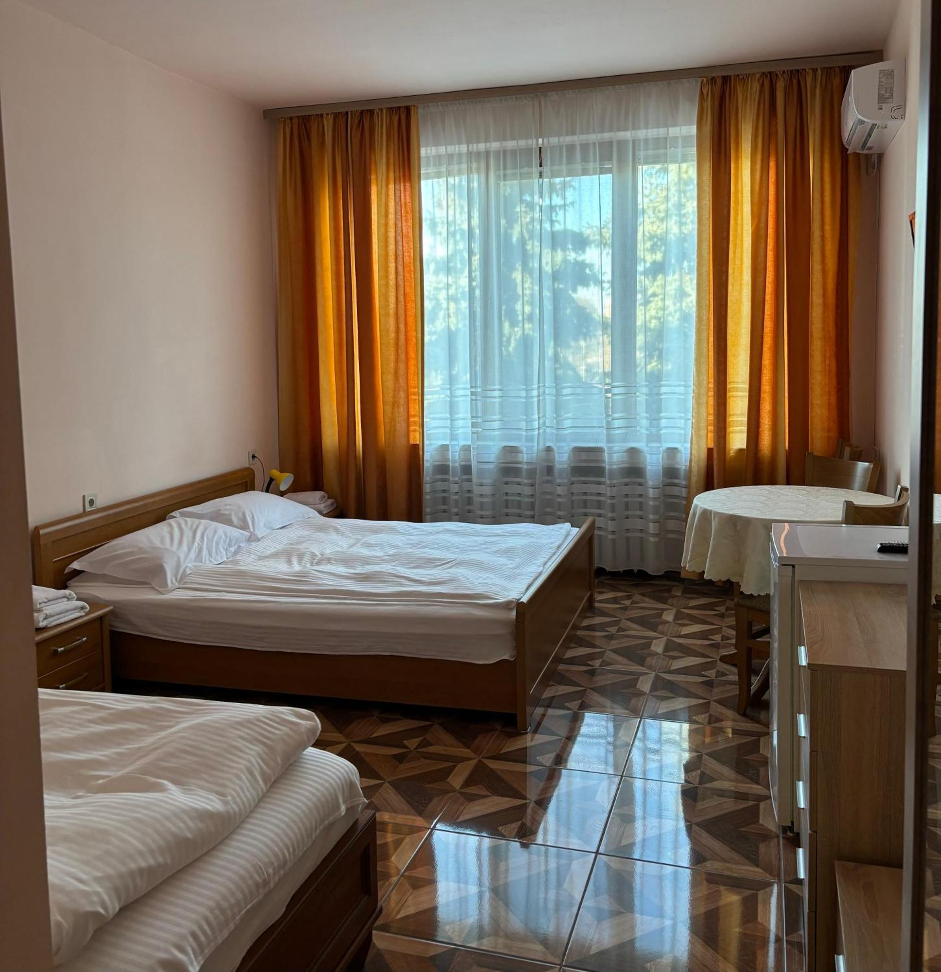 Apart Hotel Central Razgrad المظهر الخارجي الصورة