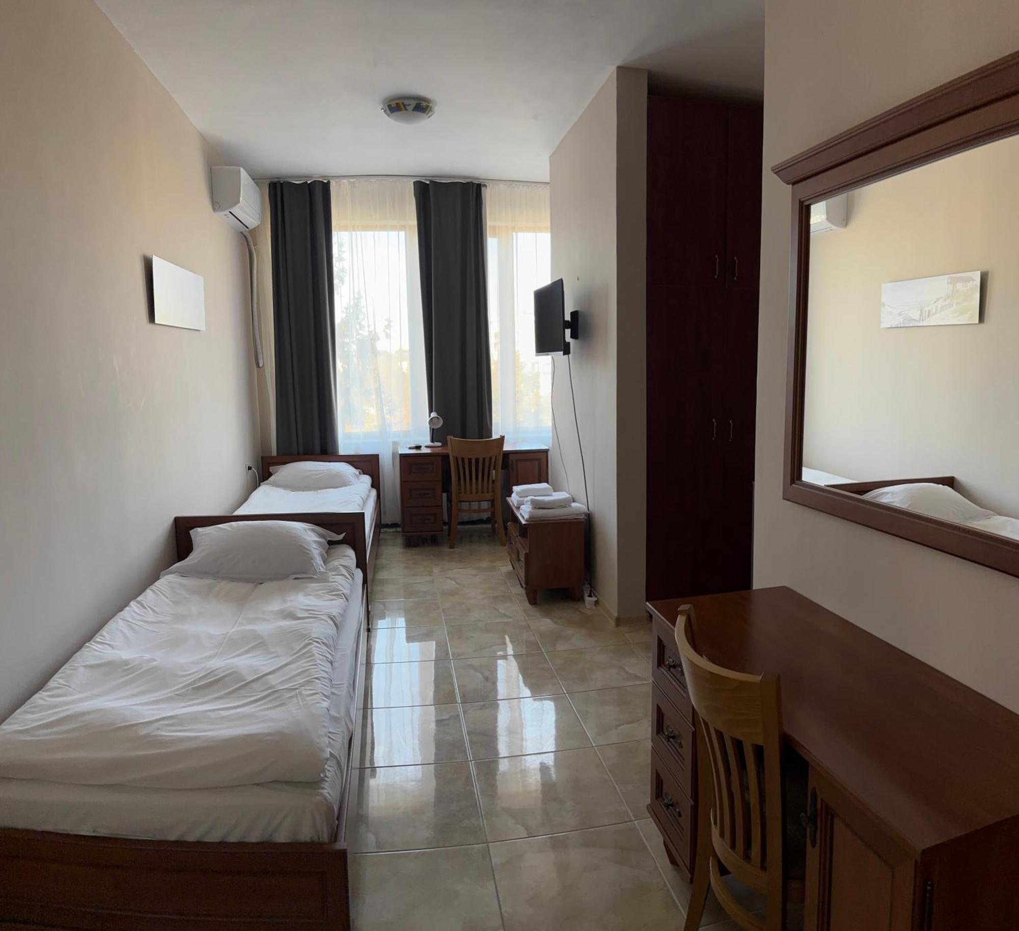 Apart Hotel Central Razgrad المظهر الخارجي الصورة
